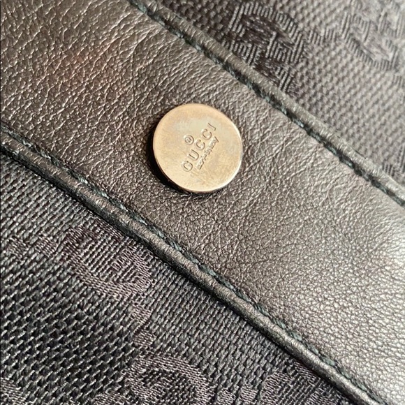 Vintage Gucci monogram button up - Picture 3 of 6